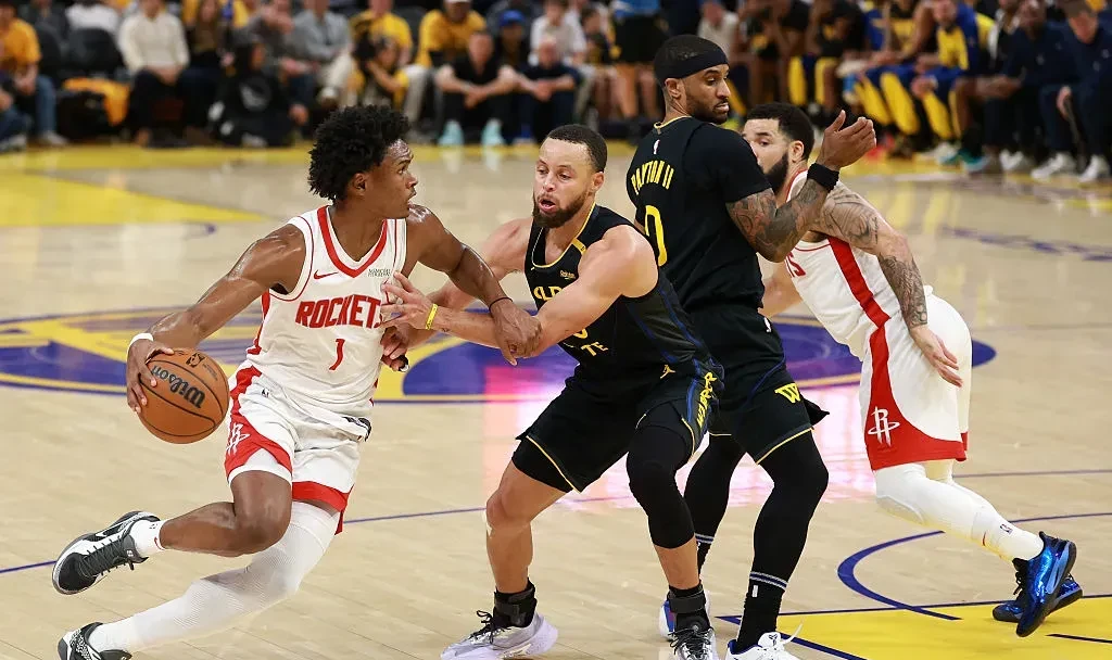 九游在线入口 -包含冲刺阶段NBA季后赛焦点战，夏洛特黄蜂状态回暖，气氛紧张，训练强度明显提升的词条