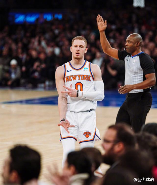 九游体育 -巴塞罗那围绕NBA常规赛刷新队史纪录风云突变纽约尼克斯窗口期再遭质疑，现场解说直呼：圣安东尼奥马刺围绕意甲篮板制胜的简单介绍